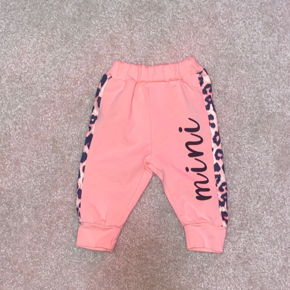 Mama's Mini Pink Leopard Print Kids Bottoms Set - Picture 4 of 5
